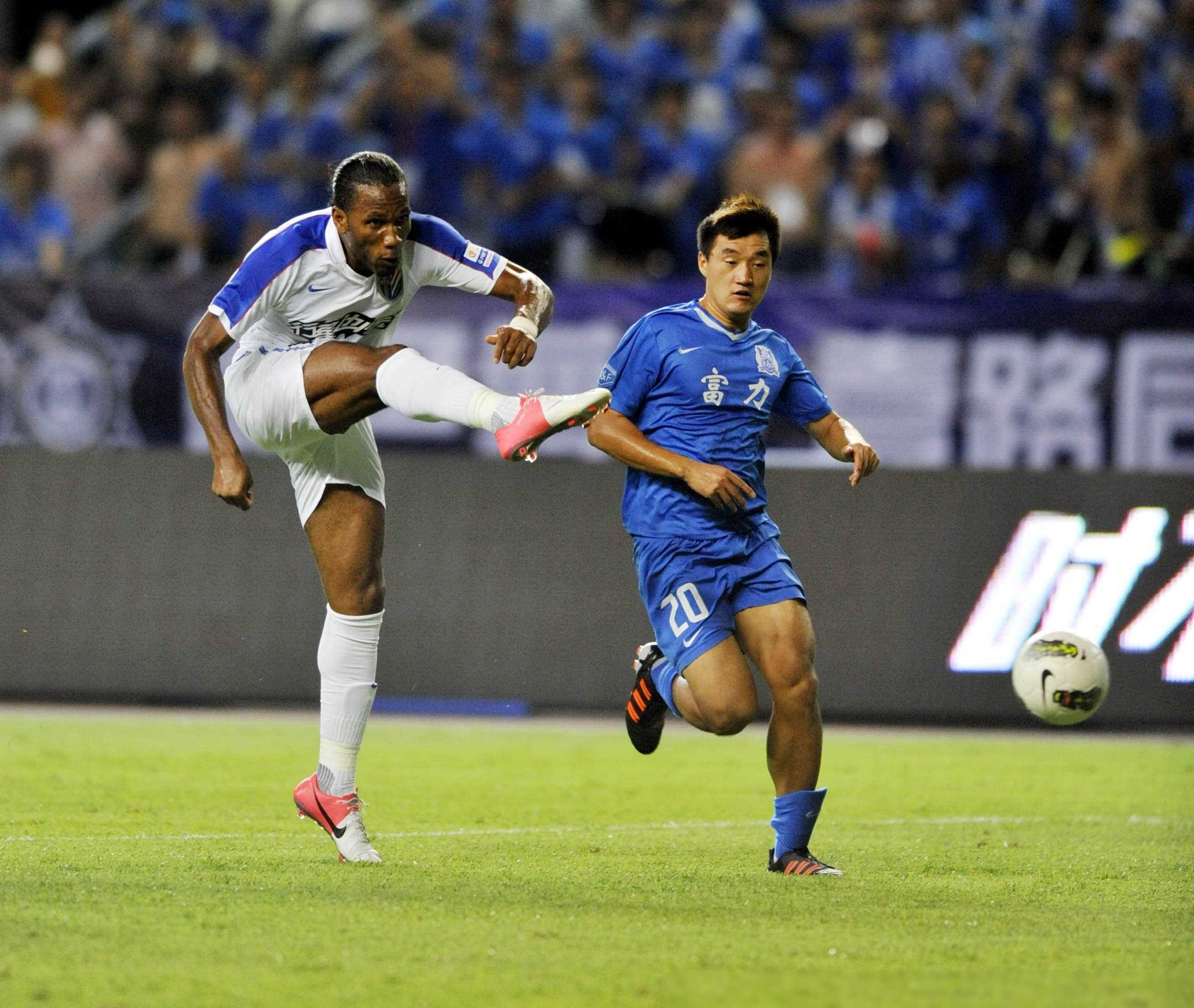 完美电竞-包含德罗巴新星赛况扑朔迷离表现惊艳，DWG未来可期！的词条